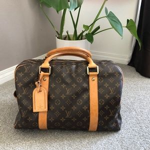 Louis Vuitton CarryAll Bag